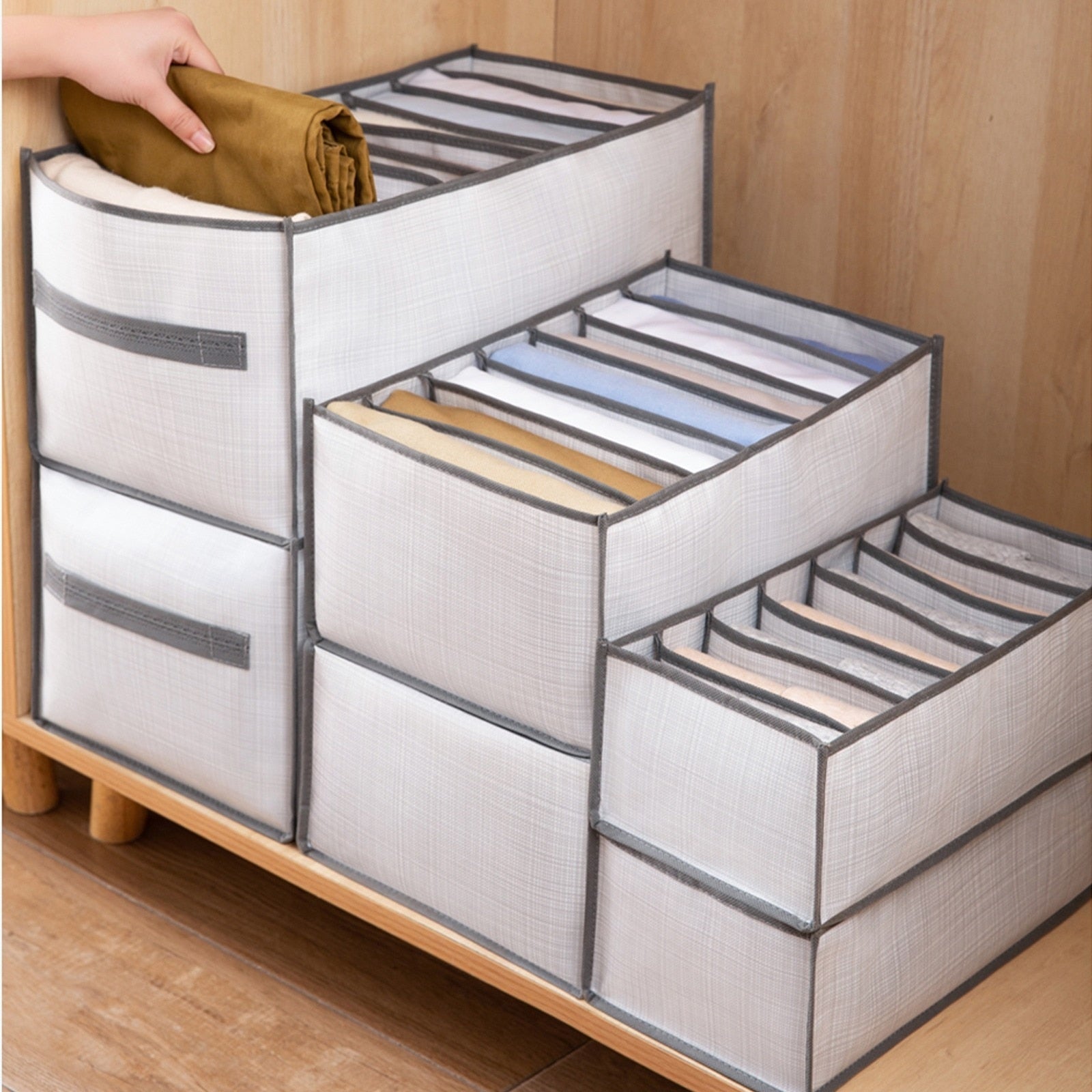 Clothes Box Separation Closet Organizers